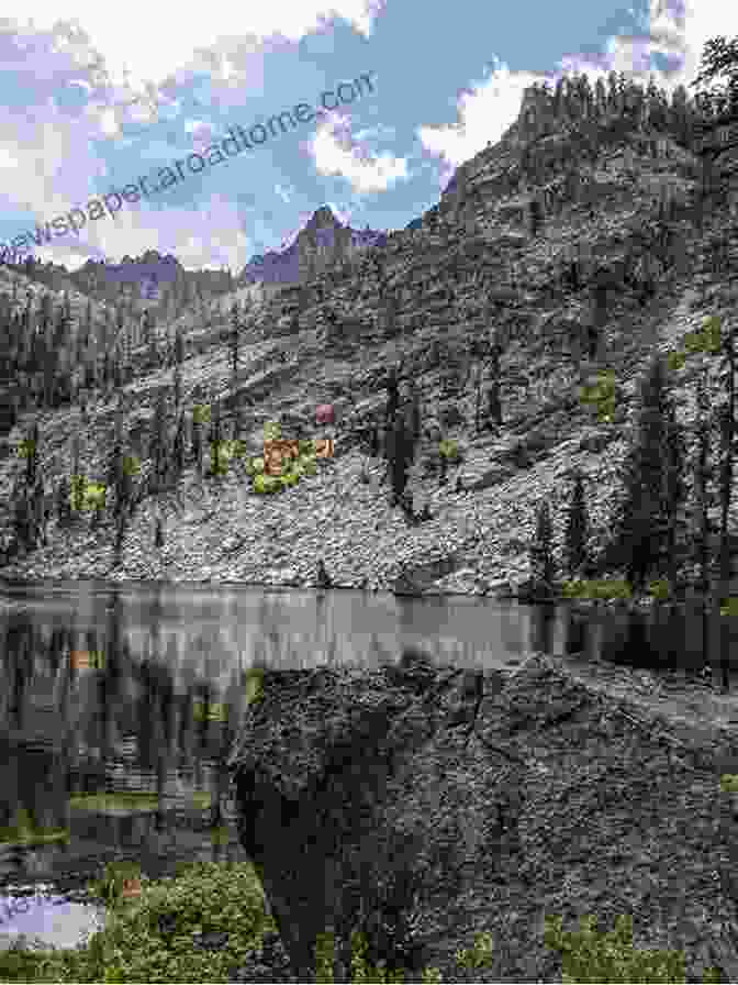 Rugged Peaks And Alpine Lakes Of Trinity Alps, Set Against A Backdrop Of Vibrant Foliage Day Hiking: Mount Shasta Lassen Trinity: Alps Regions Redding Castle Crags Marble Mountains Lava Beds